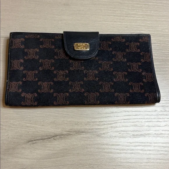 CELINE Macadam Triomphe Canvas & Leather Envelope Wallet – Vintage - Picture 3 of 16